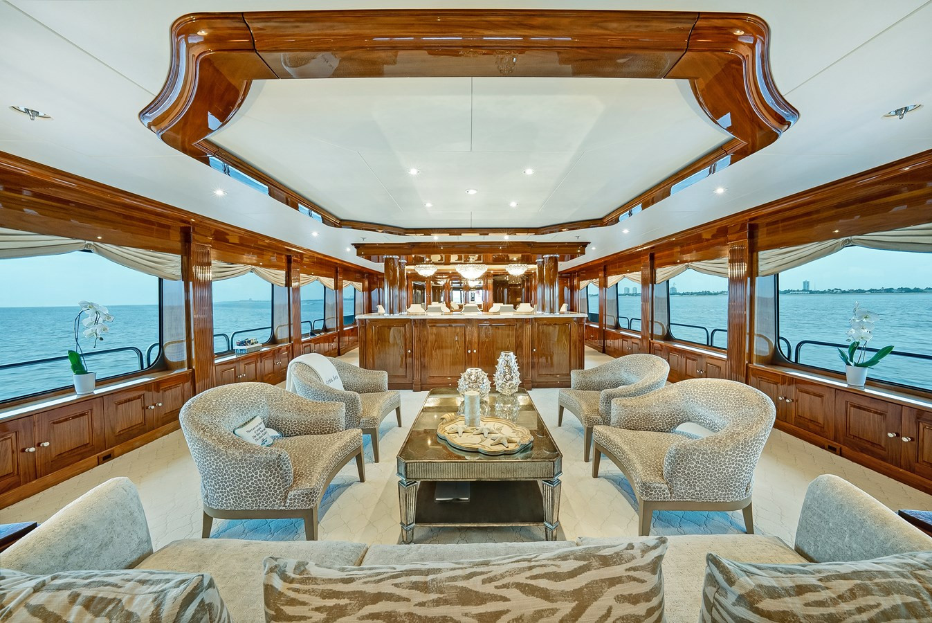 https://arconyachts.ams3.digitaloceanspaces.com/57353/conversions/large_4609175-optimize.jpg