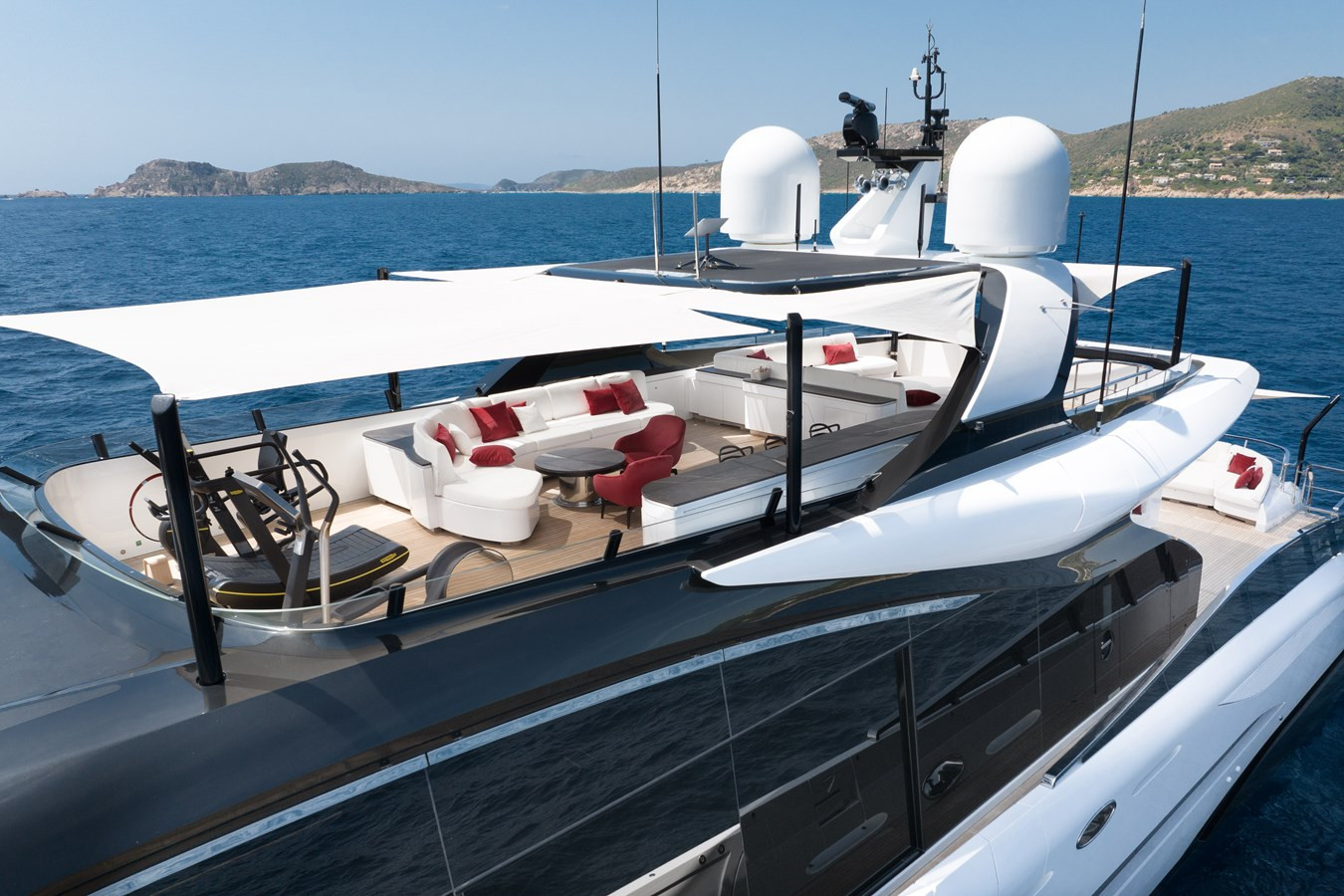 https://arconyachts.ams3.digitaloceanspaces.com/57473/conversions/large_4334120-optimize.jpg