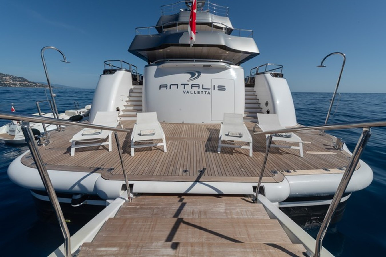 https://arconyachts.ams3.digitaloceanspaces.com/57946/conversions/large_4796225-optimize.jpg