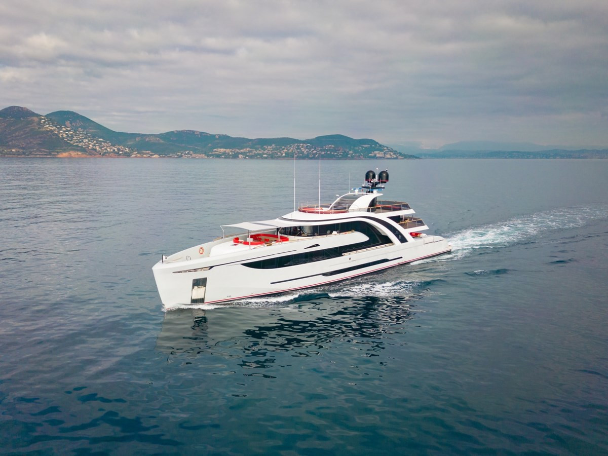 https://arconyachts.ams3.digitaloceanspaces.com/58000/conversions/large_4089867-optimize.jpg