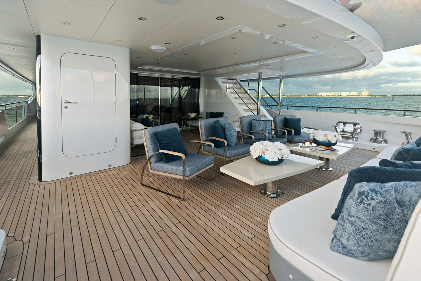 https://arconyachts.ams3.digitaloceanspaces.com/58591/conversions/large_4576618-optimize.jpg