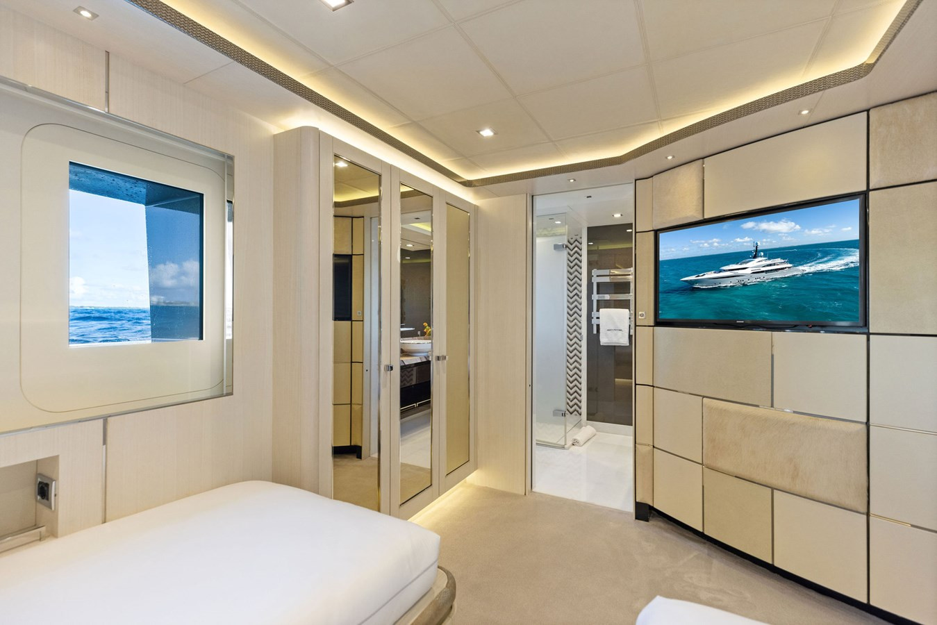 https://arconyachts.ams3.digitaloceanspaces.com/58654/conversions/large_4576639-optimize.jpg