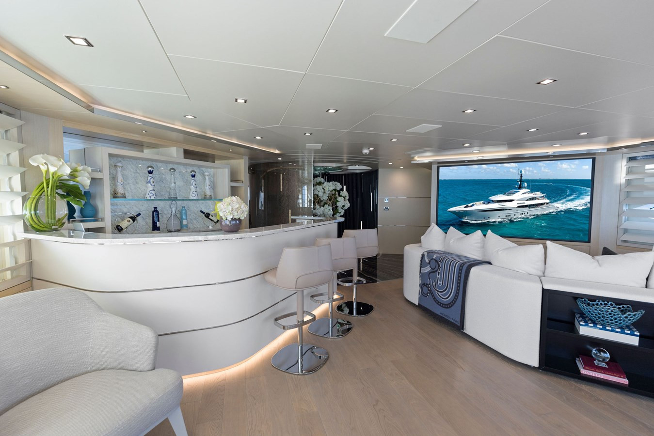 https://arconyachts.ams3.digitaloceanspaces.com/58670/conversions/large_4576645-optimize.jpg