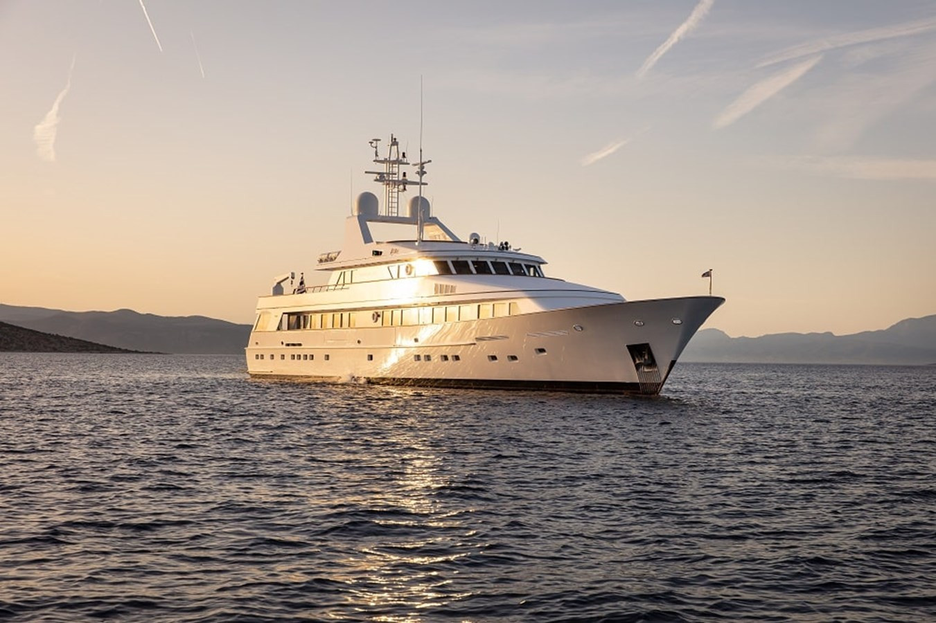 https://arconyachts.ams3.digitaloceanspaces.com/58685/conversions/large_4529957-optimize.jpg