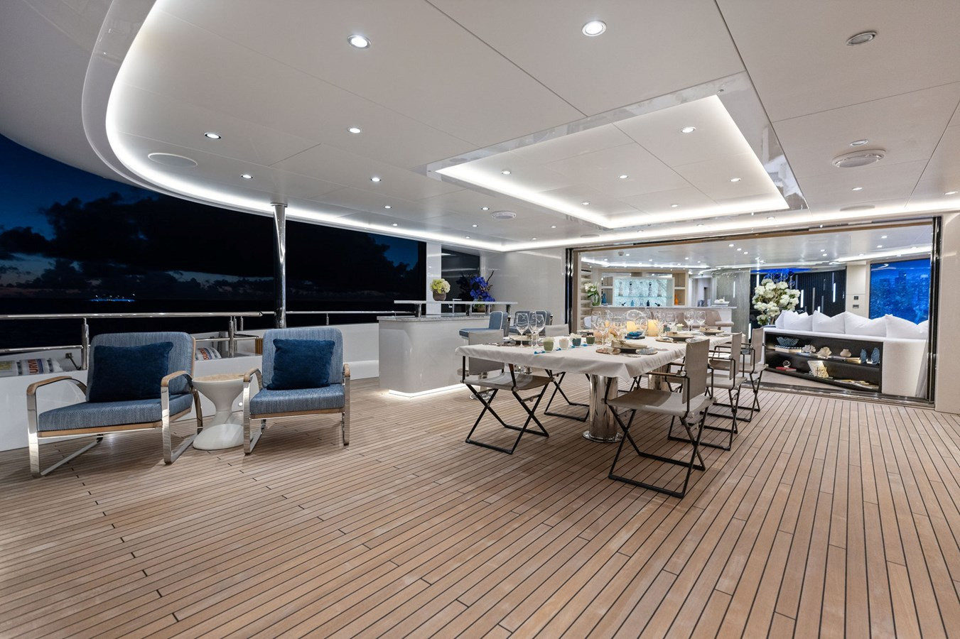 https://arconyachts.ams3.digitaloceanspaces.com/58686/conversions/large_4576651-optimize.jpg