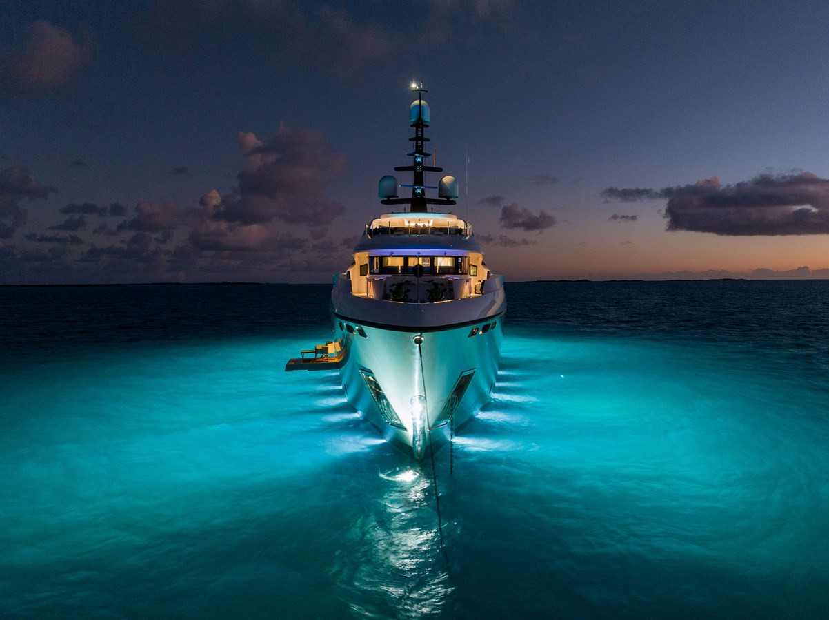 https://arconyachts.ams3.digitaloceanspaces.com/58723/conversions/large_4576665-optimize.jpg