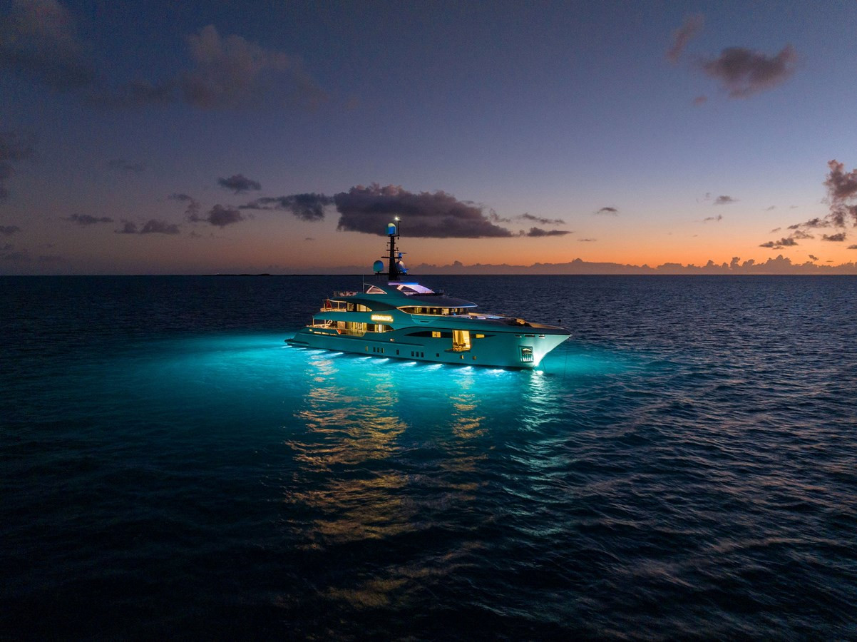 https://arconyachts.ams3.digitaloceanspaces.com/58734/conversions/large_4576669-optimize.jpg
