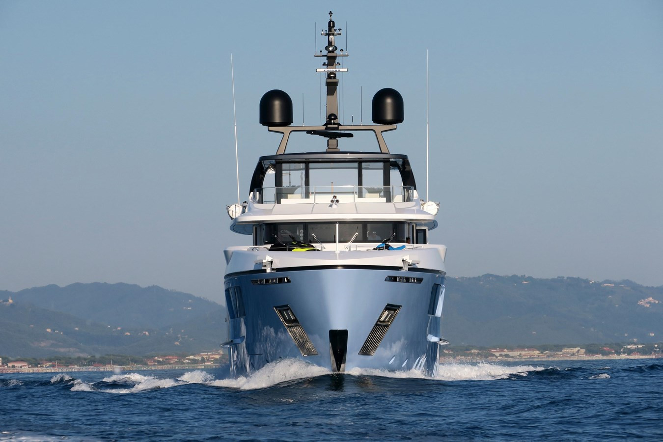 https://arconyachts.ams3.digitaloceanspaces.com/58791/conversions/large_4695942-optimize.jpg