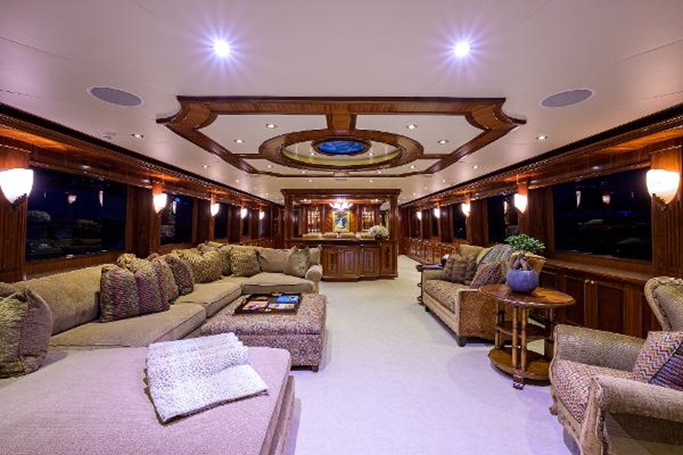 https://arconyachts.ams3.digitaloceanspaces.com/58855/conversions/large_4599340-optimize.jpg