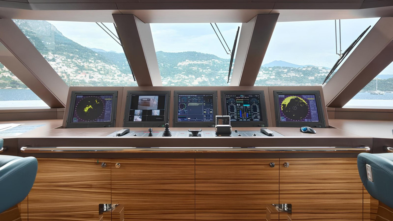 https://arconyachts.ams3.digitaloceanspaces.com/59442/conversions/large_4592928-optimize.jpg