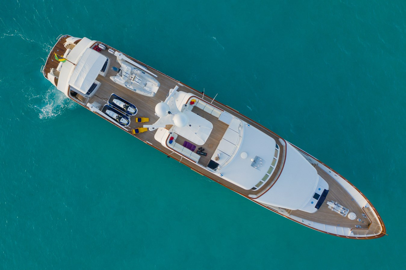 https://arconyachts.ams3.digitaloceanspaces.com/59549/conversions/large_4832296-optimize.jpg