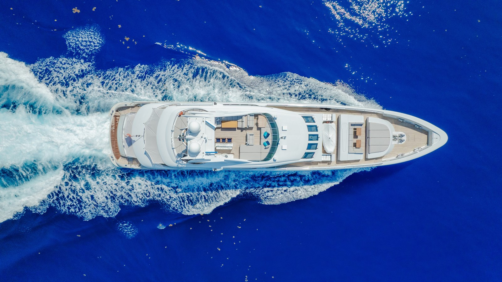 https://arconyachts.ams3.digitaloceanspaces.com/59672/conversions/large_4731251-optimize.jpg