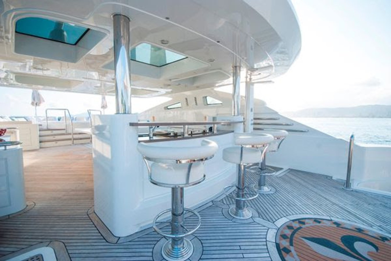 https://arconyachts.ams3.digitaloceanspaces.com/59796/conversions/large_3998911-optimize.jpg