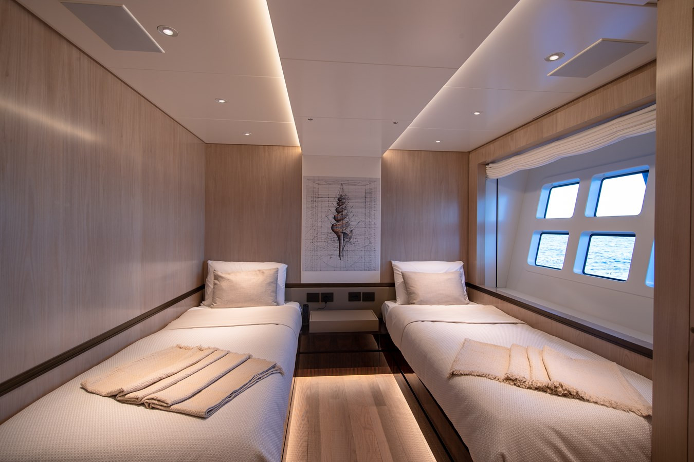 https://arconyachts.ams3.digitaloceanspaces.com/59836/conversions/large_4811269-optimize.jpg