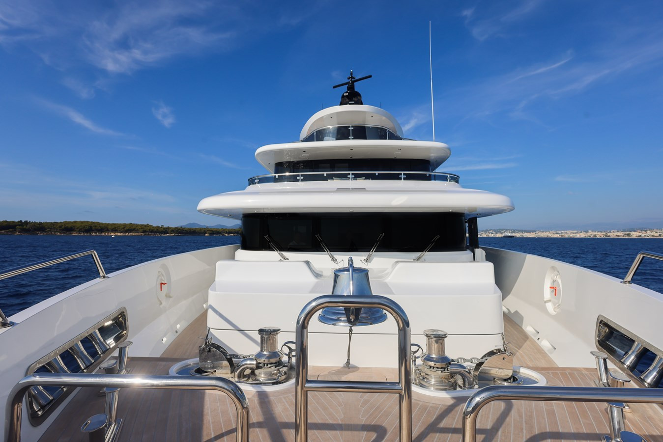 https://arconyachts.ams3.digitaloceanspaces.com/59878/conversions/large_4811284-optimize.jpg