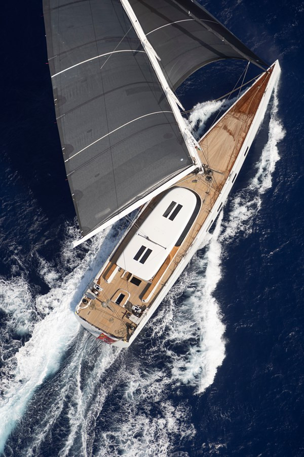 https://arconyachts.ams3.digitaloceanspaces.com/60149/conversions/large_4716851-optimize.jpg