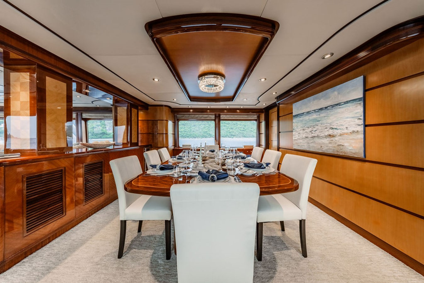 https://arconyachts.ams3.digitaloceanspaces.com/60289/conversions/large_4772047-optimize.jpg