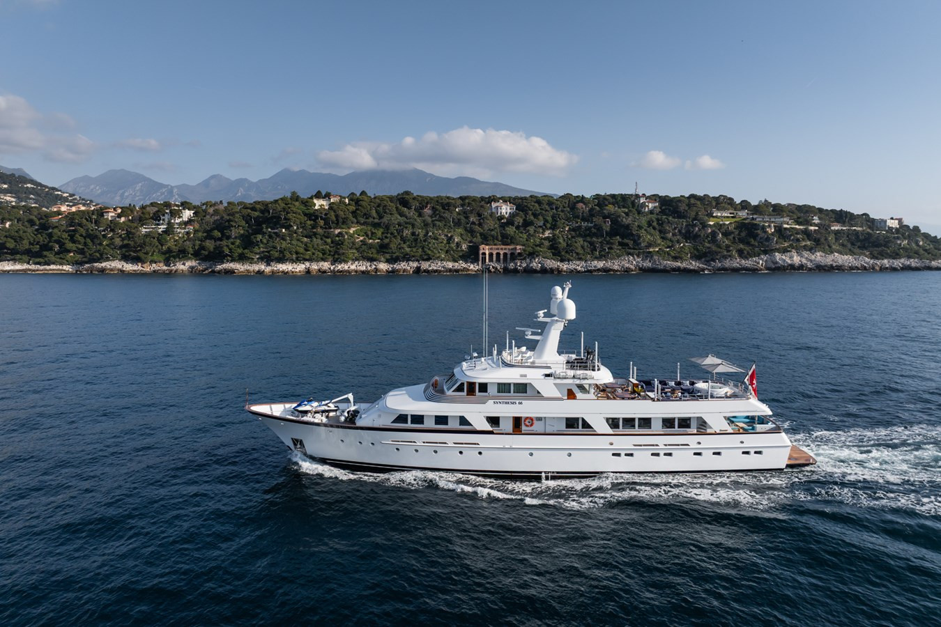 https://arconyachts.ams3.digitaloceanspaces.com/60557/conversions/large_4575694-optimize.jpg