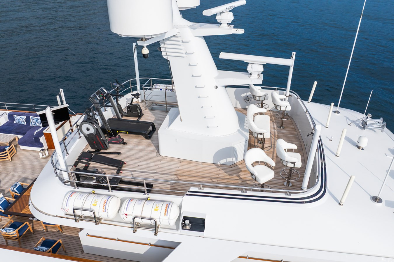 https://arconyachts.ams3.digitaloceanspaces.com/60641/conversions/large_4575712-optimize.jpg