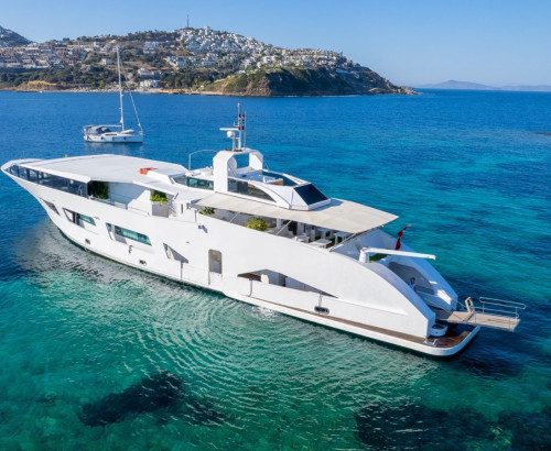  42 M STEEL  MOTOR YACHT