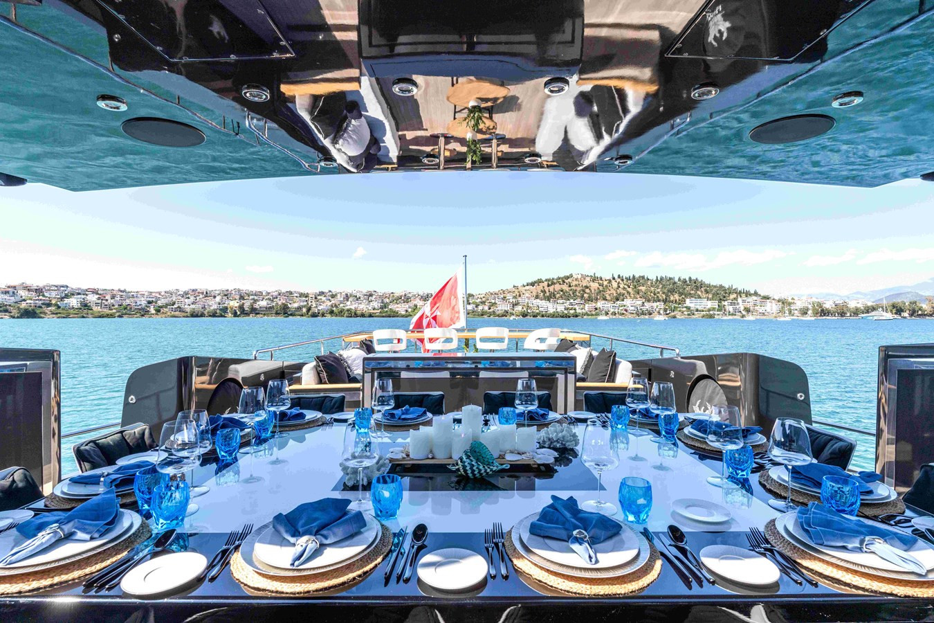 https://arconyachts.ams3.digitaloceanspaces.com/60887/conversions/large_4835572-optimize.jpg