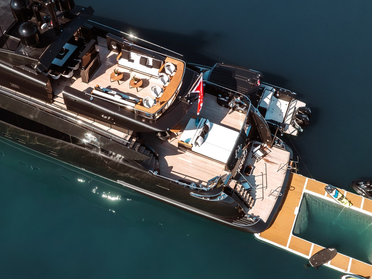 https://arconyachts.ams3.digitaloceanspaces.com/60946/conversions/large_4835603-optimize.jpg
