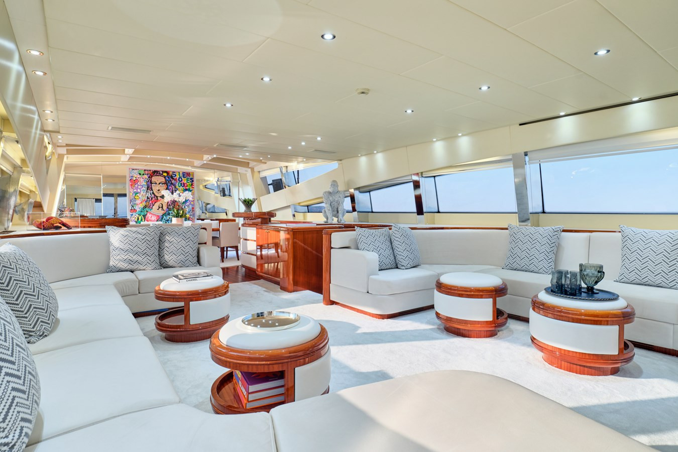 https://arconyachts.ams3.digitaloceanspaces.com/60986/conversions/large_4597639-optimize.jpg