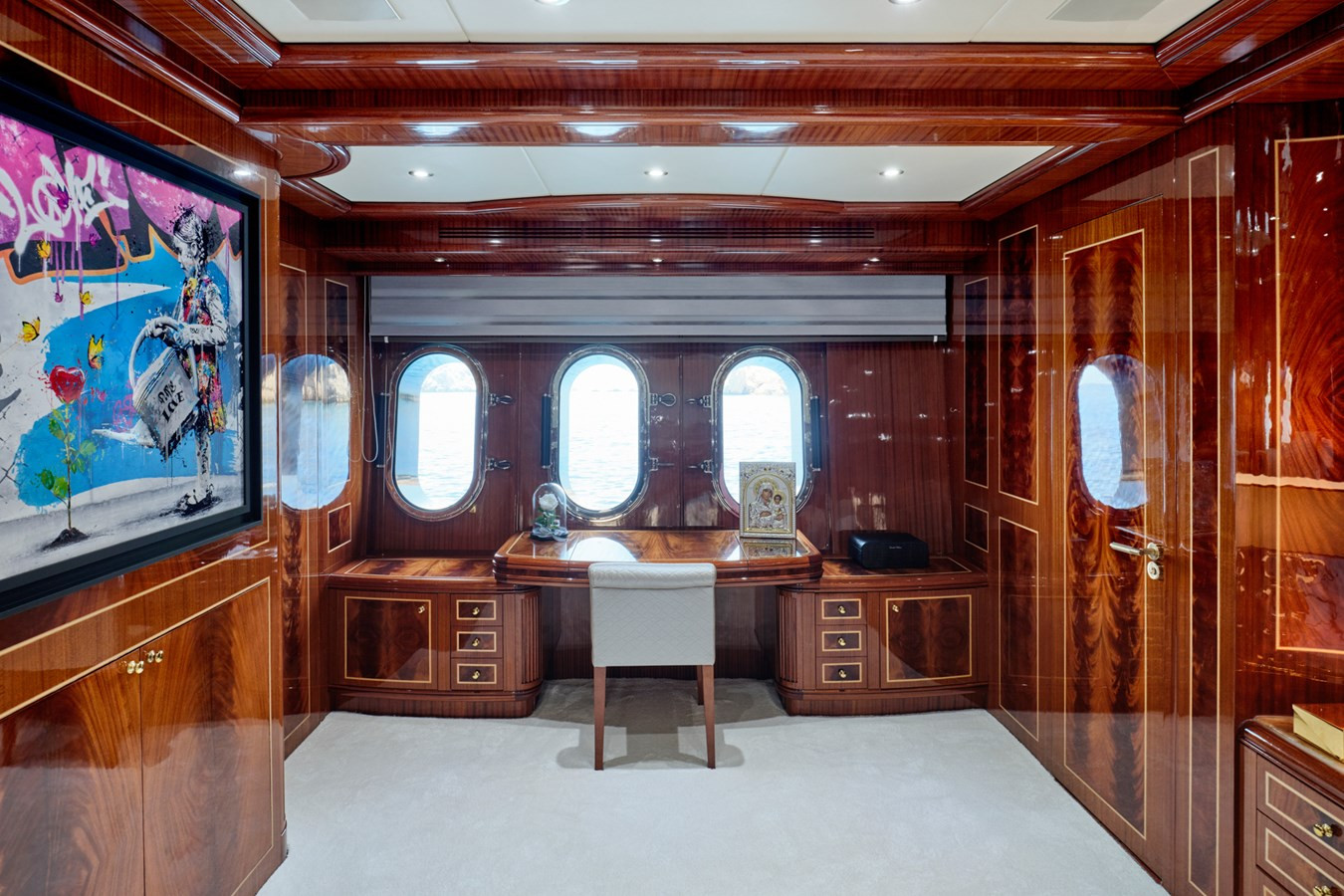 https://arconyachts.ams3.digitaloceanspaces.com/61011/conversions/large_4597646-optimize.jpg