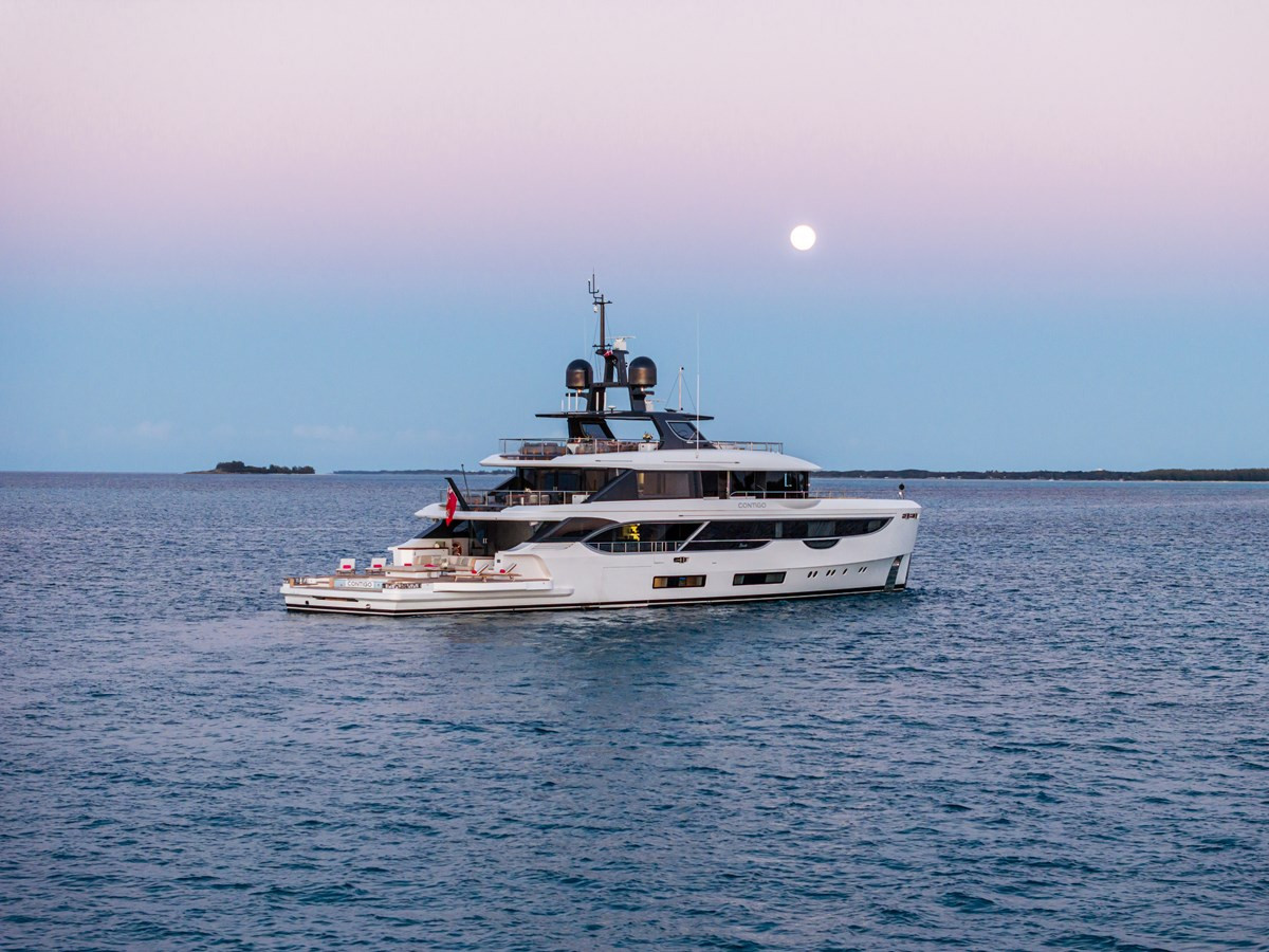https://arconyachts.ams3.digitaloceanspaces.com/61224/conversions/large_4718139-optimize.jpg