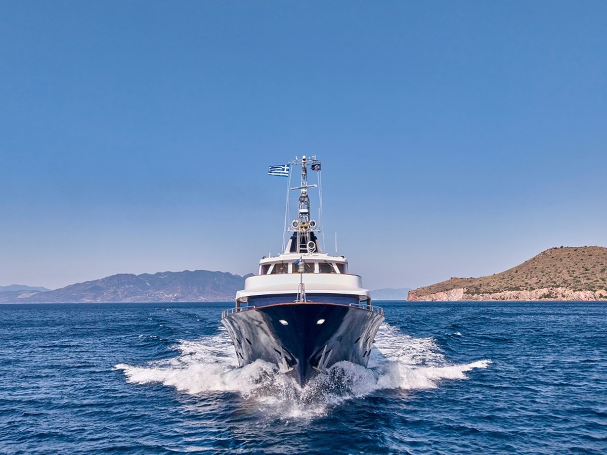 https://arconyachts.ams3.digitaloceanspaces.com/61255/conversions/large_4712450-optimize.jpg