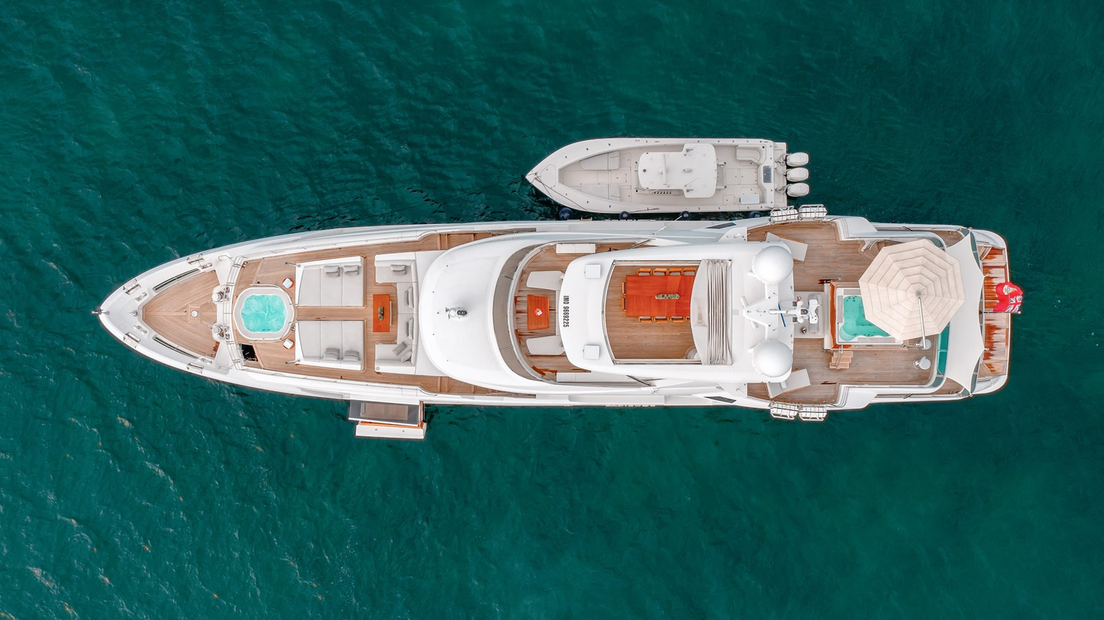 https://arconyachts.ams3.digitaloceanspaces.com/61430/conversions/large_4480866-optimize.jpg