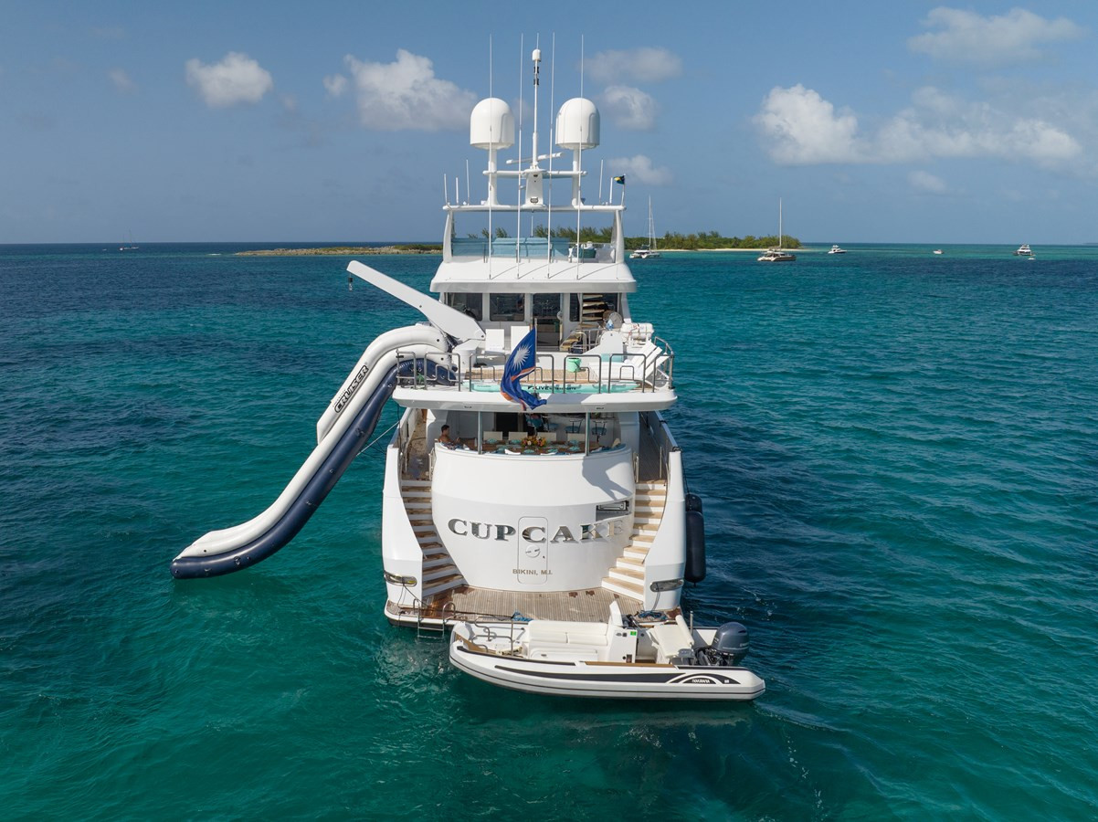 https://arconyachts.ams3.digitaloceanspaces.com/61655/conversions/large_4814601-optimize.jpg