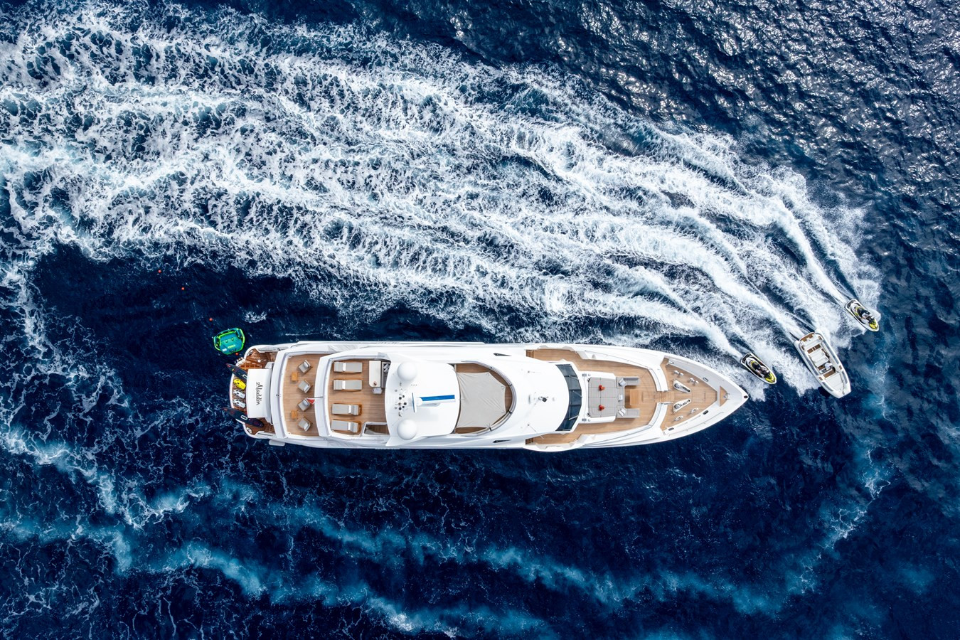 https://arconyachts.ams3.digitaloceanspaces.com/61823/conversions/large_4773335-optimize.jpg