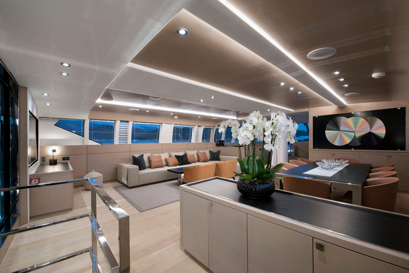 https://arconyachts.ams3.digitaloceanspaces.com/61856/conversions/large_4565807-optimize.jpg