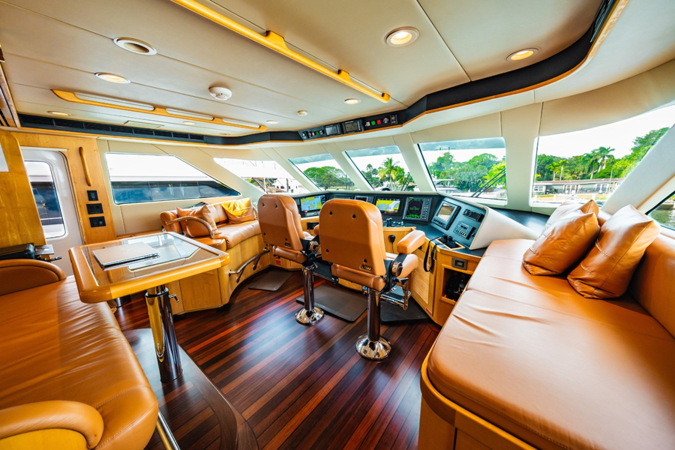 https://arconyachts.ams3.digitaloceanspaces.com/62376/conversions/large_4757157-optimize.jpg