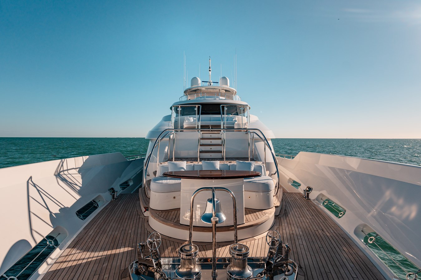 https://arconyachts.ams3.digitaloceanspaces.com/62517/conversions/large_4822212-optimize.jpg