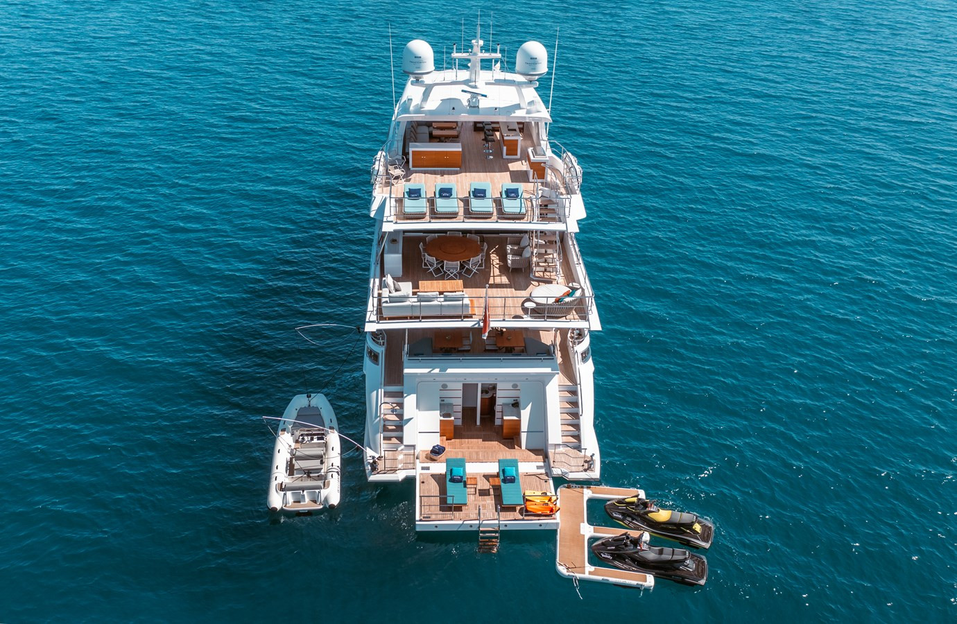 https://arconyachts.ams3.digitaloceanspaces.com/63220/conversions/large_3953488-optimize.jpg