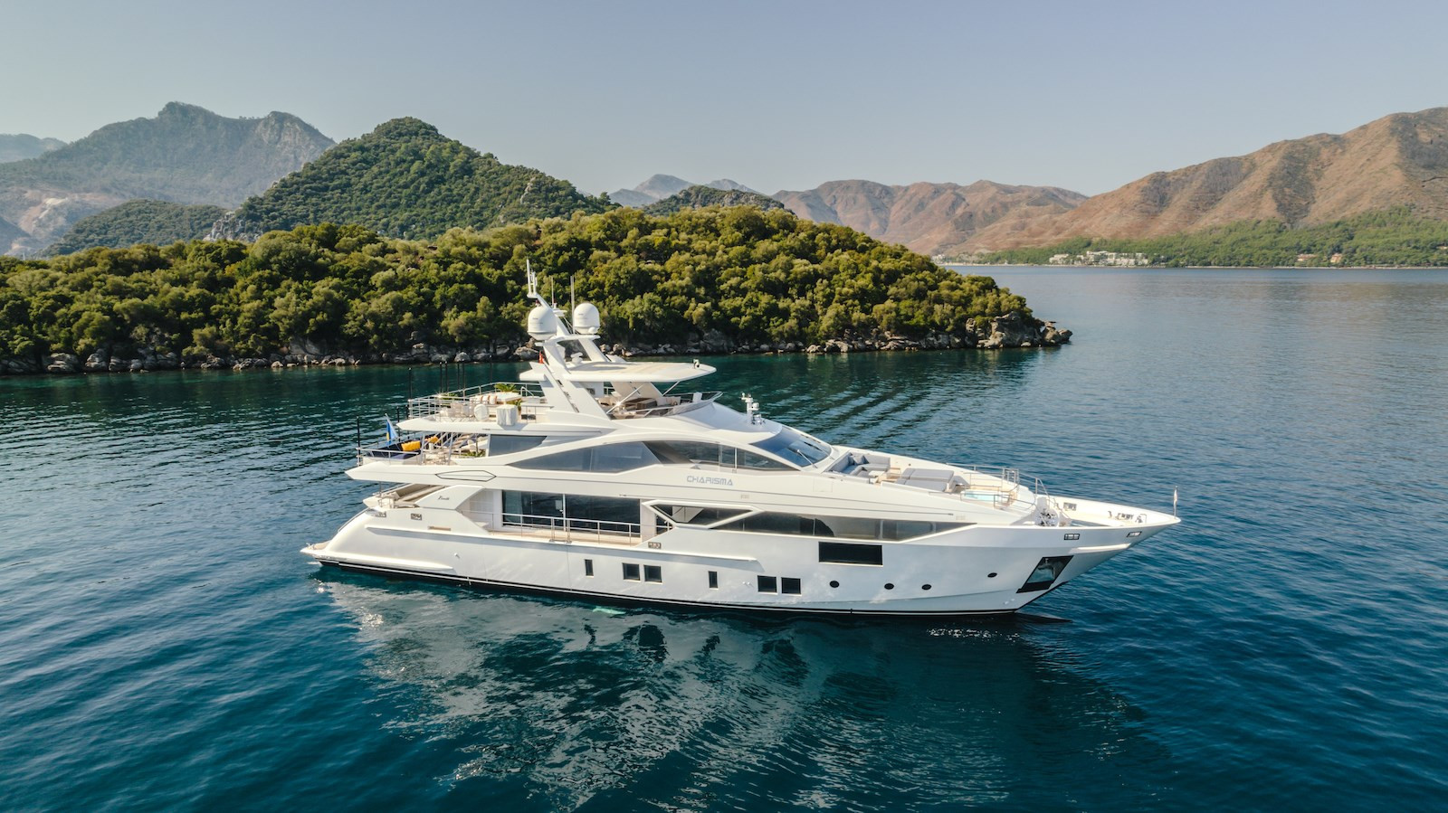 https://arconyachts.ams3.digitaloceanspaces.com/63248/conversions/large_3982264-optimize.jpg
