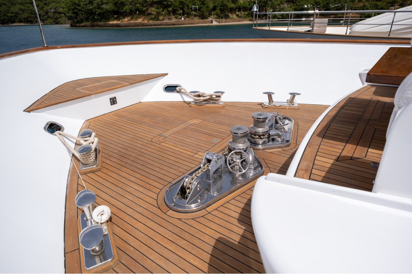 https://arconyachts.ams3.digitaloceanspaces.com/63355/conversions/large_4521852-optimize.jpg