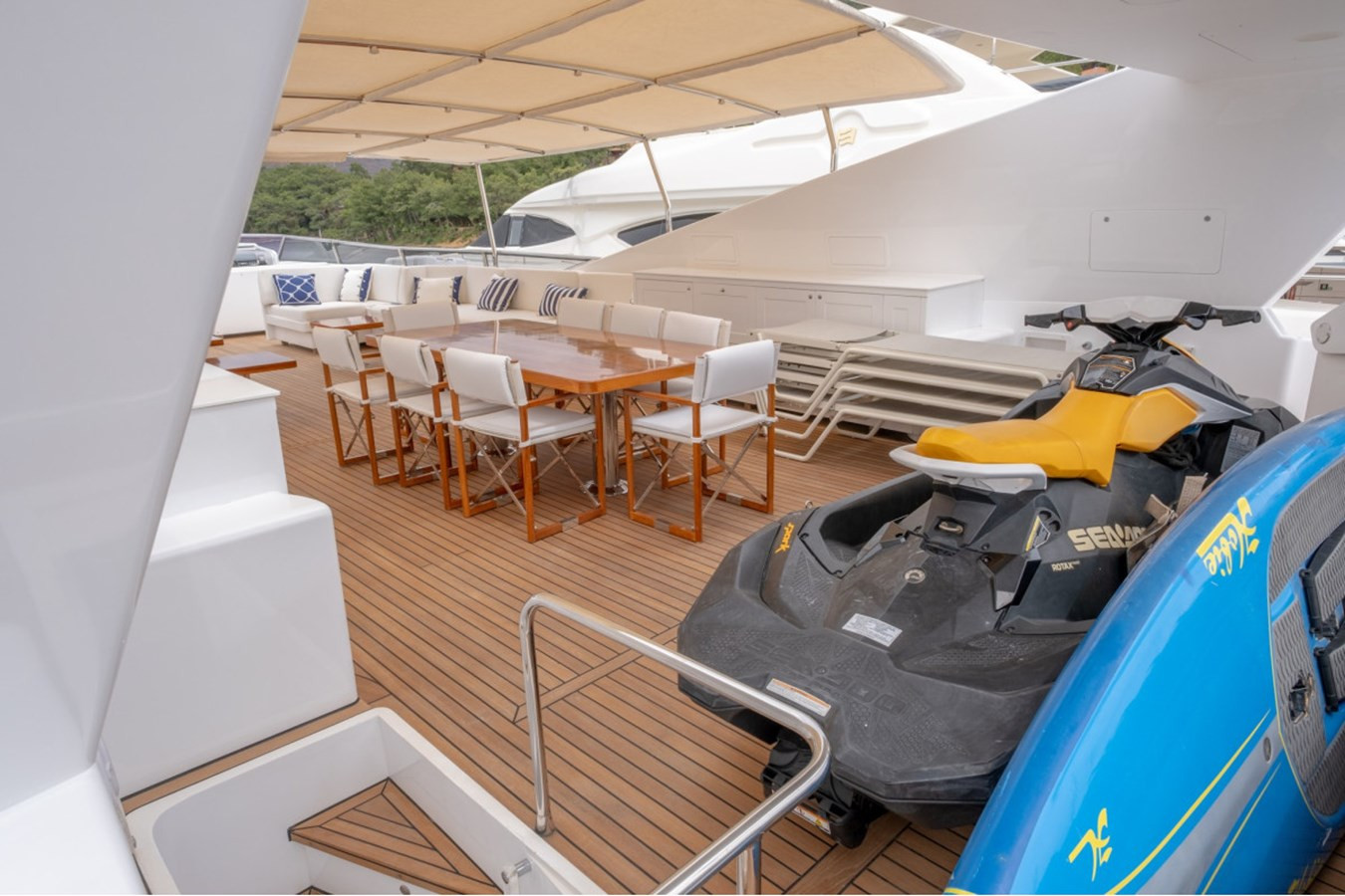 https://arconyachts.ams3.digitaloceanspaces.com/63360/conversions/large_4521850-optimize.jpg
