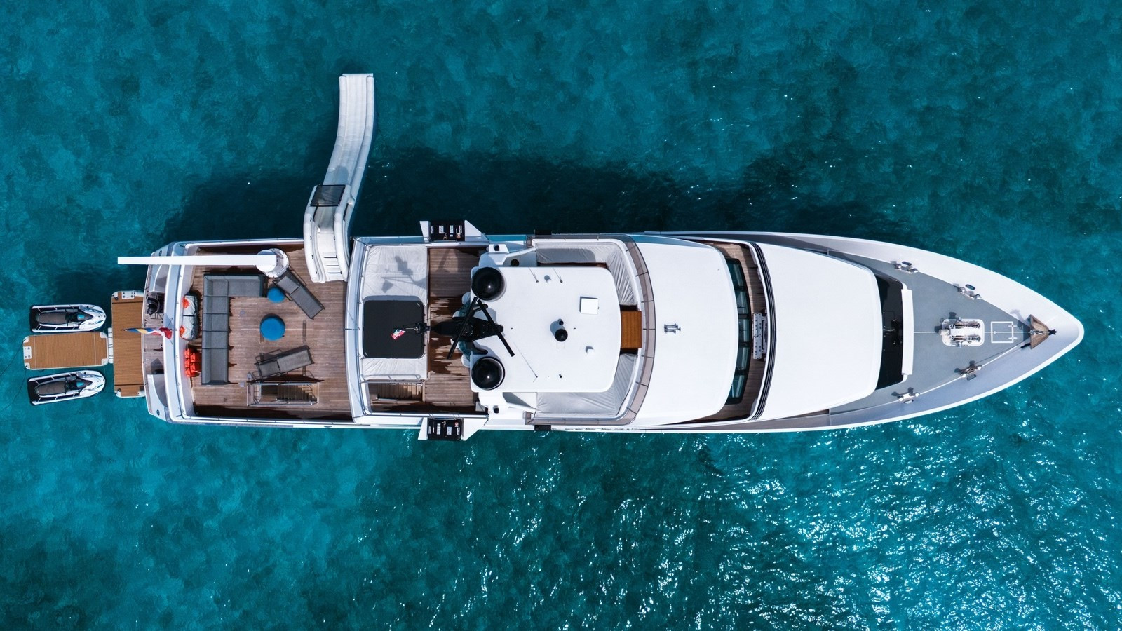 https://arconyachts.ams3.digitaloceanspaces.com/63381/conversions/large_4743190-optimize.jpg