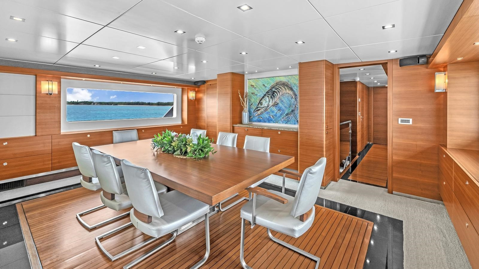 https://arconyachts.ams3.digitaloceanspaces.com/63452/conversions/large_4743213-optimize.jpg