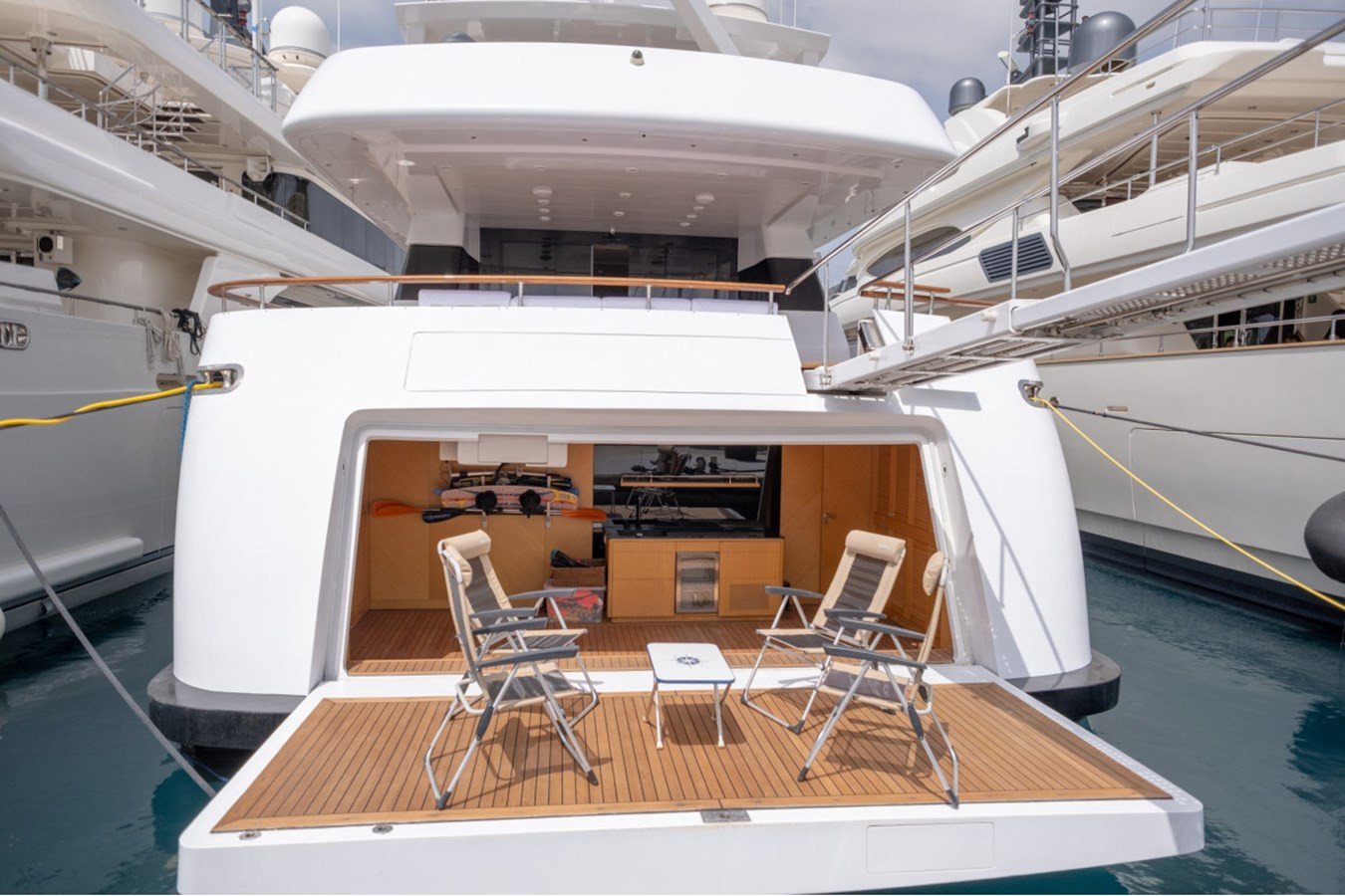 https://arconyachts.ams3.digitaloceanspaces.com/63457/conversions/large_4521893-optimize.jpg