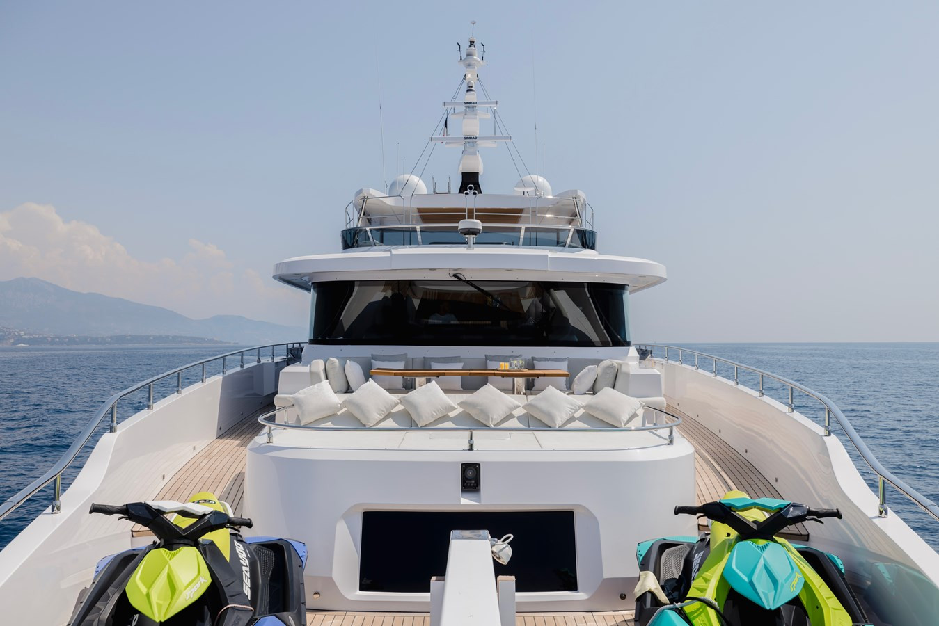 https://arconyachts.ams3.digitaloceanspaces.com/63874/conversions/large_4121288-optimize.jpg