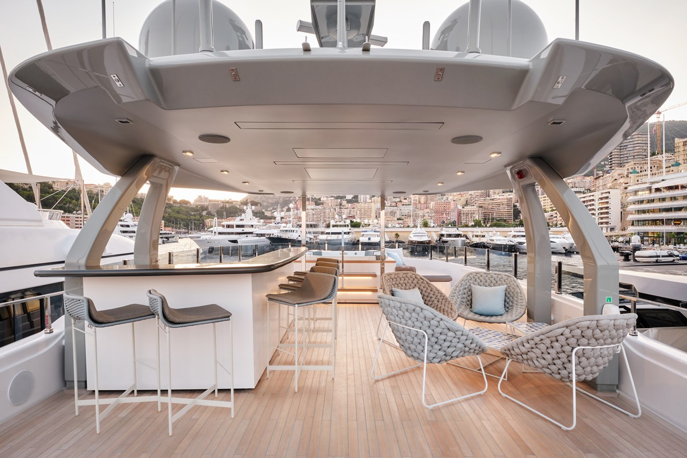 https://arconyachts.ams3.digitaloceanspaces.com/64084/conversions/large_4562192-optimize.jpg