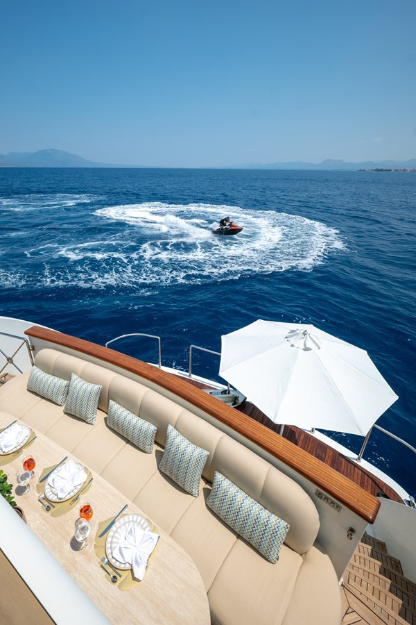 https://arconyachts.ams3.digitaloceanspaces.com/64154/conversions/large_4696015-optimize.jpg