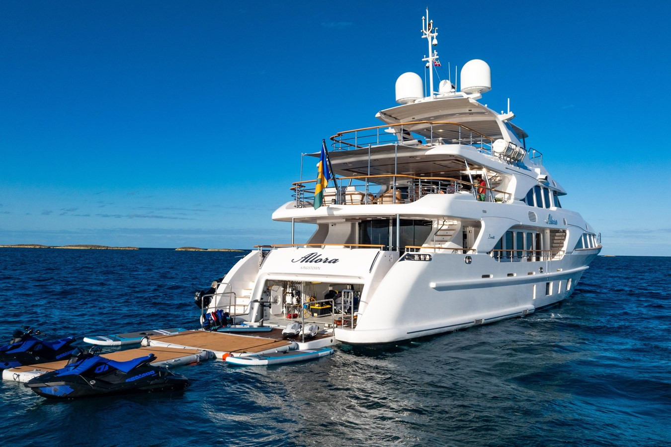 https://arconyachts.ams3.digitaloceanspaces.com/64362/conversions/large_4774965-optimize.jpg