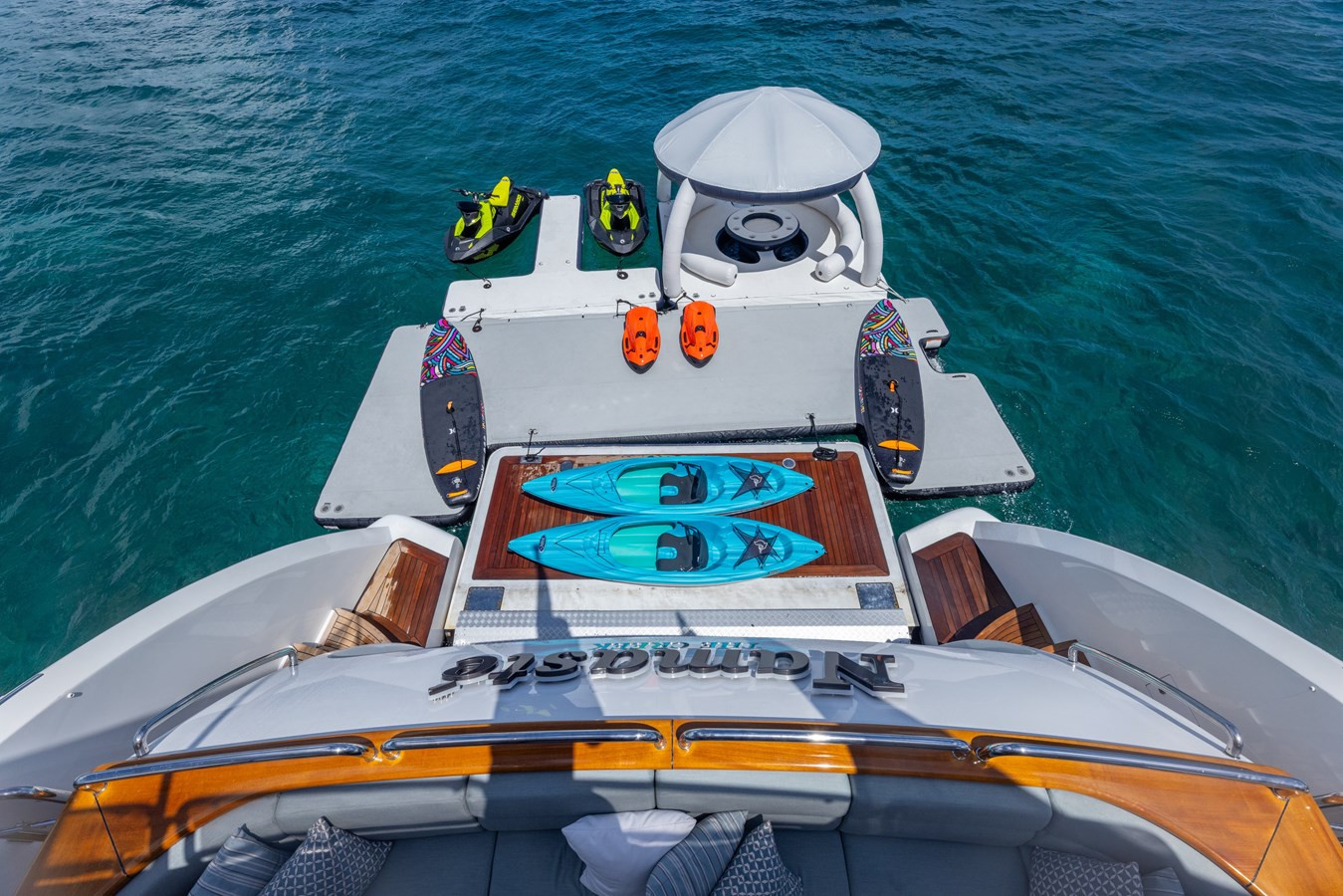 https://arconyachts.ams3.digitaloceanspaces.com/64403/conversions/large_4246099-optimize.jpg
