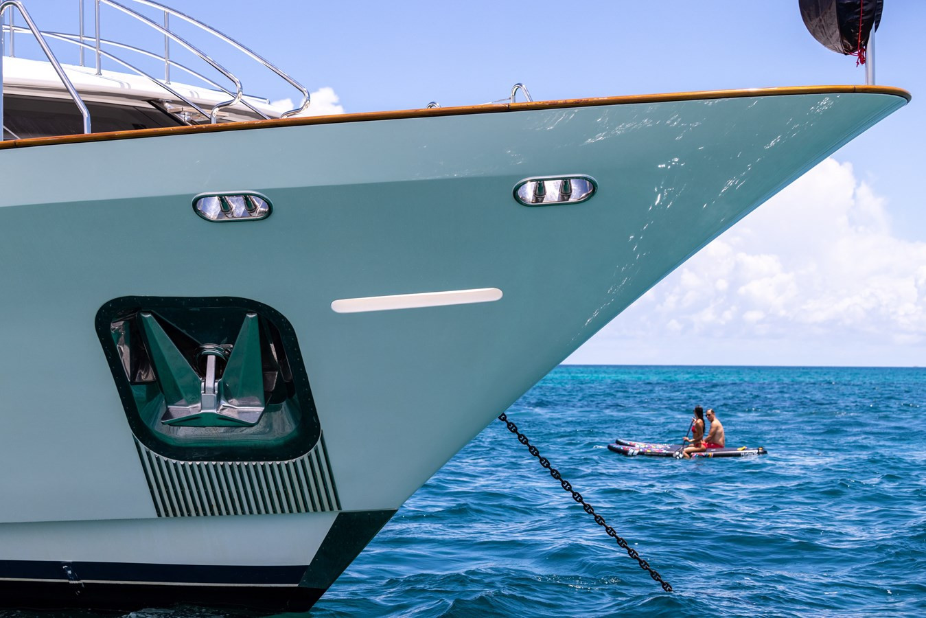 https://arconyachts.ams3.digitaloceanspaces.com/64412/conversions/large_4246102-optimize.jpg