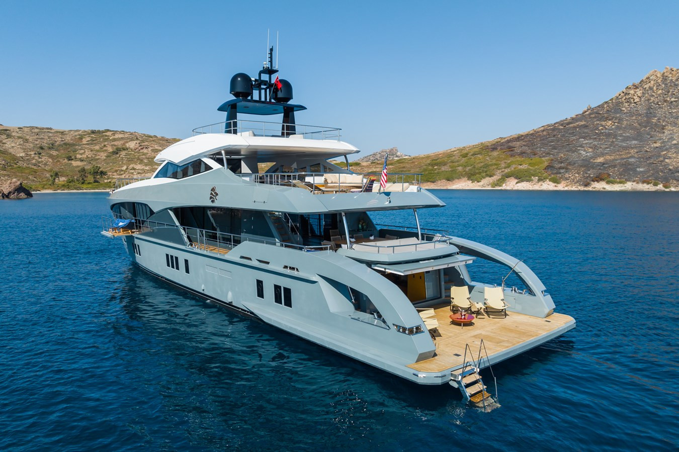 https://arconyachts.ams3.digitaloceanspaces.com/64459/conversions/large_4006150-optimize.jpg